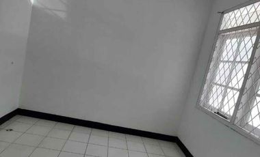 Disewakan Rumah Siap Huni Cocok untuk Tempat Tinggal atau Usaha di Arcamanik Bandung Timur