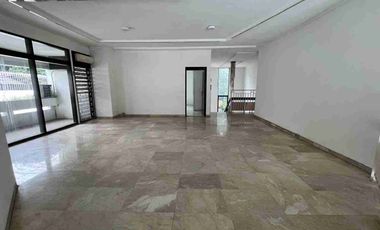 Jual Rumah 2 lantai dijalan Bangka Senopati