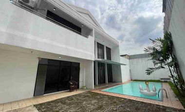 Jual Rumah 2 lantai dijalan Bangka Senopati