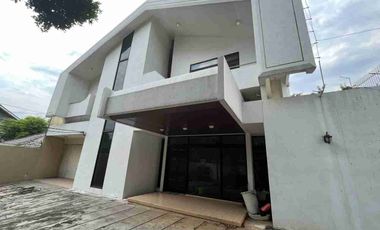 Jual Rumah 2 lantai dijalan Bangka Senopati