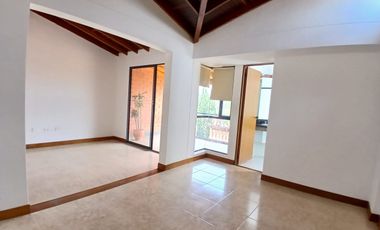 ARRIENDO CASA EN SENDERO BRUJO ENVIGADO