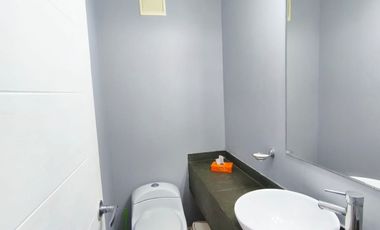 VENDO DEPARTAMENTO 130 m² | 3 DORM. + SERVICIO | COCHERA + DEPÓSITO | SAN ISIDRO – CERCA A WONG 2 DE MAYO