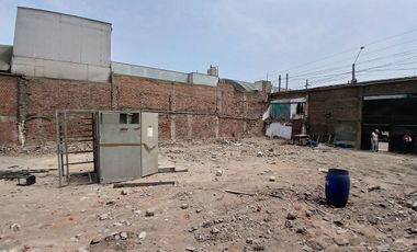 ¡TERRENO INDUSTRIAL EN ATE!