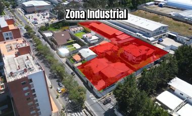 En Venta Propiedad Industrial - Av. Real Audiencia