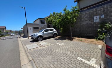 CASA CONDOMINIO AIRES DE CURAUMA 3 D 3 B 2E