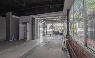 Local Comercial en Renta Bosques de las Lomas 350 m²
