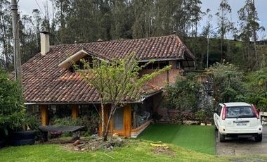 DE OPORTUNIDAD, HERMOSA CASA DE CAMPO EN SANTA ANA