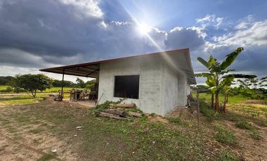 casa de venta en calceta sitio las mercedes