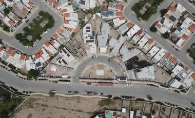 RESIDENCIA EXCLUSIVA EN VENTA