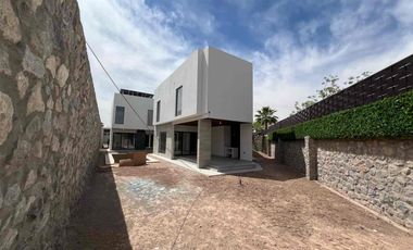 RESIDENCIA EXCLUSIVA EN VENTA