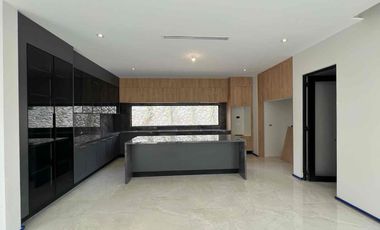 RESIDENCIA EXCLUSIVA EN VENTA