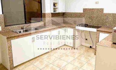 ¡Casa en alquiler en Ciudad Celeste!