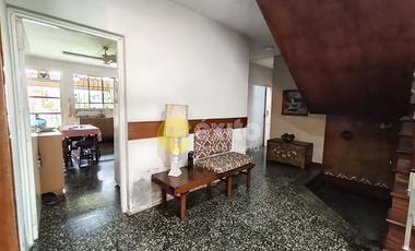 GRAN VENTA DE CASA COMO TERRENO FRENTE AL CLUB GRAU - PIURA