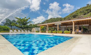 ARRIENDO FINCA EN ROZO LA CLARITA