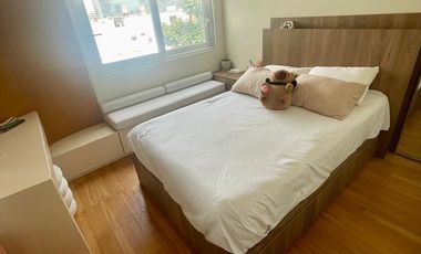 “Departamento en Miraflores - amplio, iluminado, con 2 cocheras y a 1 cuadra de parque”