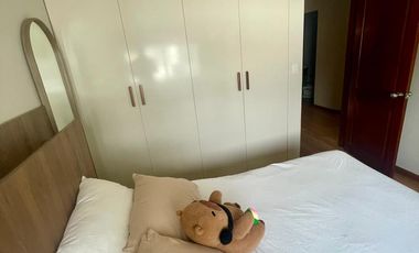 “Departamento en Miraflores - amplio, iluminado, con 2 cocheras y a 1 cuadra de parque”