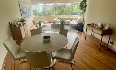 “Departamento en Miraflores - amplio, iluminado, con 2 cocheras y a 1 cuadra de parque”