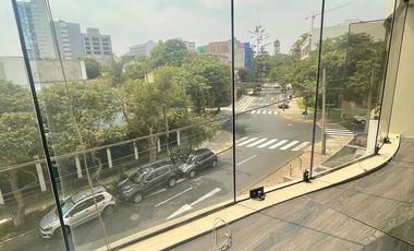 “Departamento en Miraflores - amplio, iluminado, con 2 cocheras y a 1 cuadra de parque”