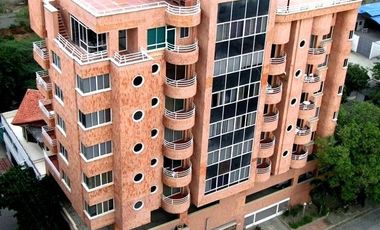 Elegante aparta-Estudio en arriendo en Pozos Colorados, a una cuadra del mar