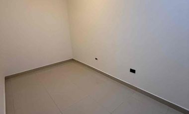EDIFICIO CON OFICINAS Y DEPARTAMENTOS EN VENTA