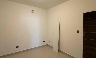 EDIFICIO CON OFICINAS Y DEPARTAMENTOS EN VENTA
