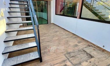 Residencia de Lujo en Altozano | 5 Recámaras + Depa Independiente | $27,500.00