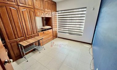 Residencia de Lujo en Altozano | 5 Recámaras + Depa Independiente | $27,500.00