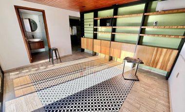 Residencia de Lujo en Altozano | 5 Recámaras + Depa Independiente | $27,500.00