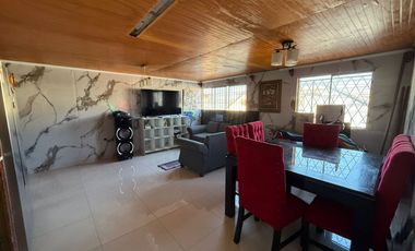 Se vende departamento en calle Vivanco sector Santo Domingo, la calera
