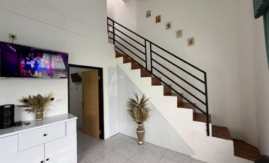 RUMAH VILLA KOTA BATU DIJUAL CEPAT VILLA BUTUH UANG BU