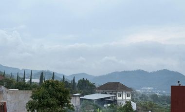 RUMAH VILLA KOTA BATU DIJUAL CEPAT VILLA BUTUH UANG BU
