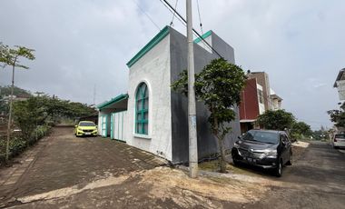RUMAH VILLA KOTA BATU DIJUAL CEPAT VILLA BUTUH UANG BU