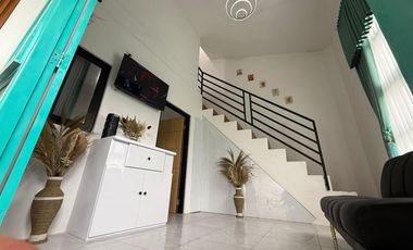 RUMAH VILLA KOTA BATU DIJUAL CEPAT VILLA BUTUH UANG BU