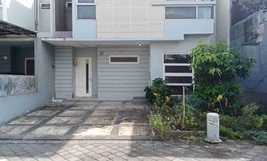 disewakan rumah cantik minimalis tengah kota dharma indah regency selangkah dr atlas sport center