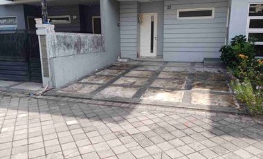 disewakan rumah cantik minimalis tengah kota dharma indah regency selangkah dr atlas sport center