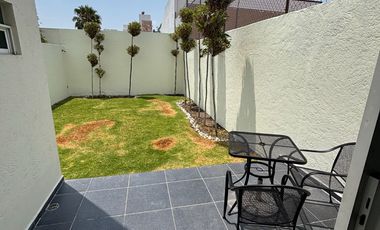 Renta loft amplio, de 2 plantas. Residencial San Angel. Atrás de IBERO