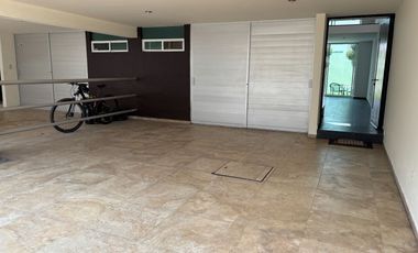 Renta loft amplio, de 2 plantas. Residencial San Angel. Atrás de IBERO