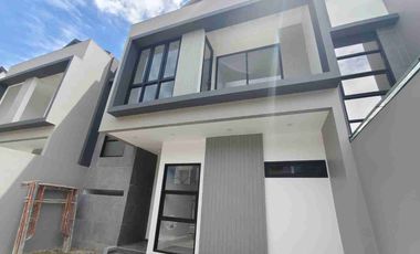 Rumah Baru Mewah Di Kawasan Elit Pondok Hijau Setiabudi Gegerkalong Bandung
