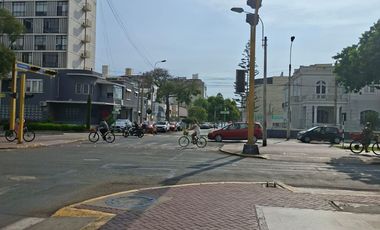 VENDO TERRENO PARA PROYECTO INMOBILIARIO