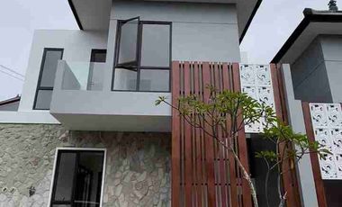 VASAKA DENPASAR BALI 🌴
Modern Tropical Living – Corner Unit