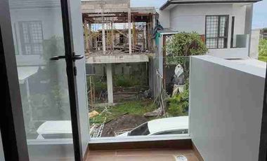 VASAKA DENPASAR BALI 🌴
Modern Tropical Living – Corner Unit