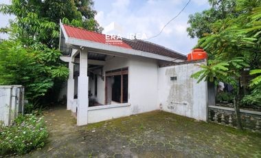 RUMAH DIJUAL DEKAT PINTU TOL GONDANGREJO SIMPANG JOGLO SOLO UTARA