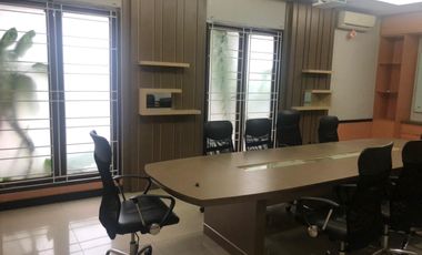 Cocok untuk Kantor atau Tempat Tinggal, Rumah di Jalan Raya Tebet Jaksel DIJUAL