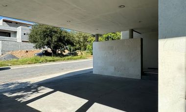 Casa en Venta Zona Arboretto Residencial, Monterrey, N.L.