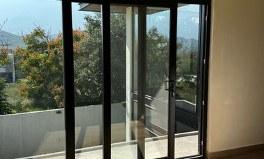 Casa en Venta Zona Arboretto Residencial, Monterrey, N.L.