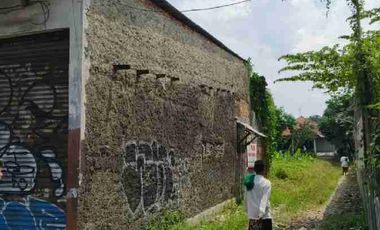 Dijual tanah di Pinggir jalan raya Pamulang