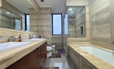 Apartemen District 8 Scbd Sudirman 3 BR Disewakan Fully Furnished