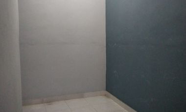 Di Sewakan Rumah 2Lantai 3Kamar Dekat Stasiun Depok di PERMATA DEPOK