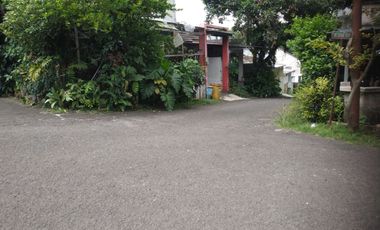Di Sewakan Rumah 2Lantai 3Kamar Dekat Stasiun Depok di PERMATA DEPOK