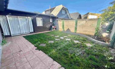Se arrienda espectacular casa con 5D, ubicacion privilegiada a un precio unico!!